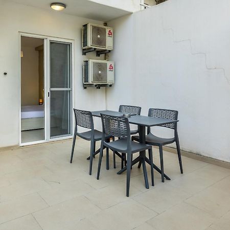 Superb 3Br Apt Close To Seafront Gzira Номер фото